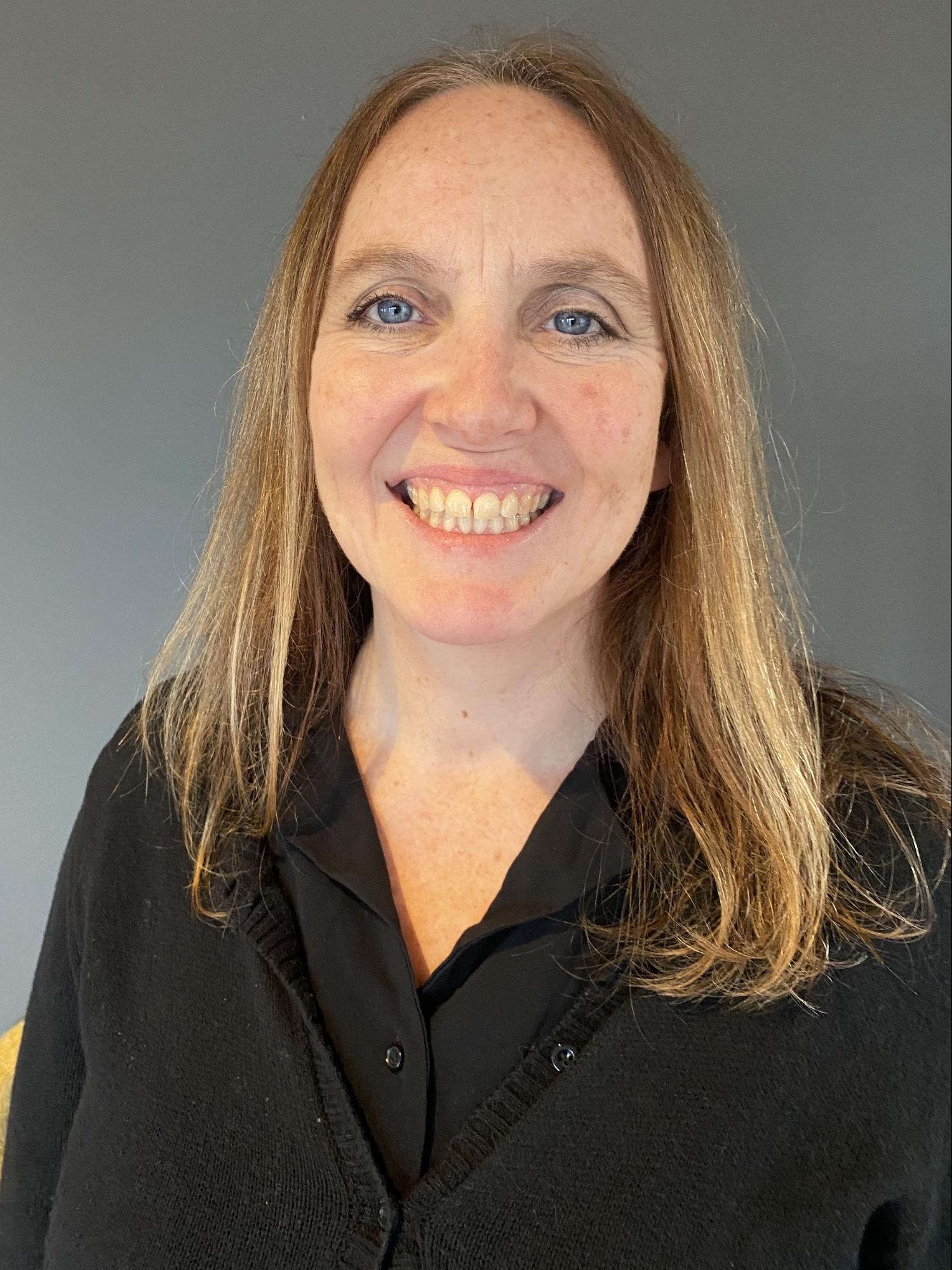 Portrait of Heidi Mayi